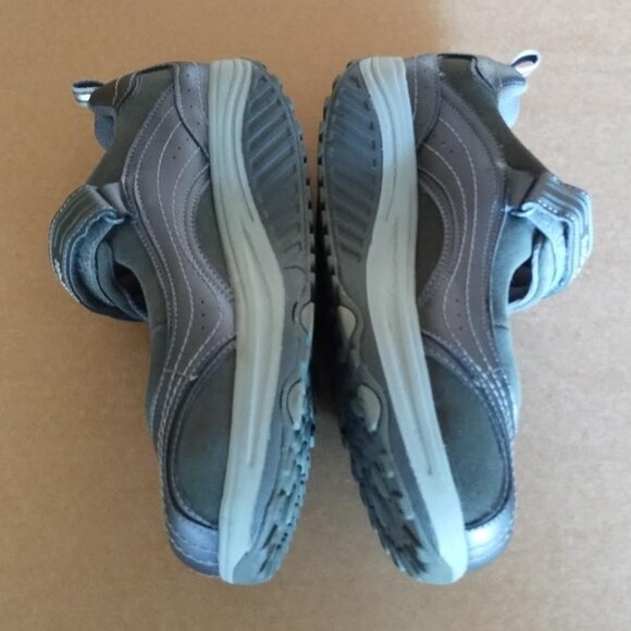 Sketchers Mary Jane Shape Ups Toning Shoes - Picture 4 of 8